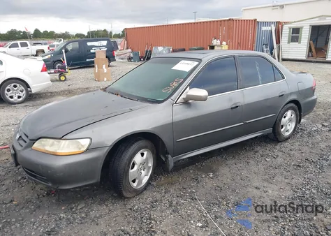 2001 Honda Accord 3.0 Ex из США, поврежденный, VIN 1HGCG16521A010687